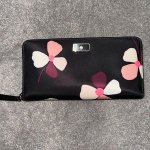 Kate spade wallet